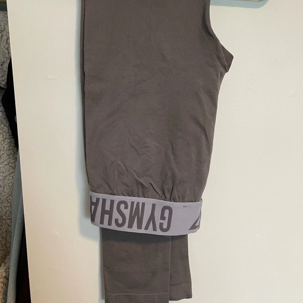 Seamless Gymshark leggings - Picture 3 of 4